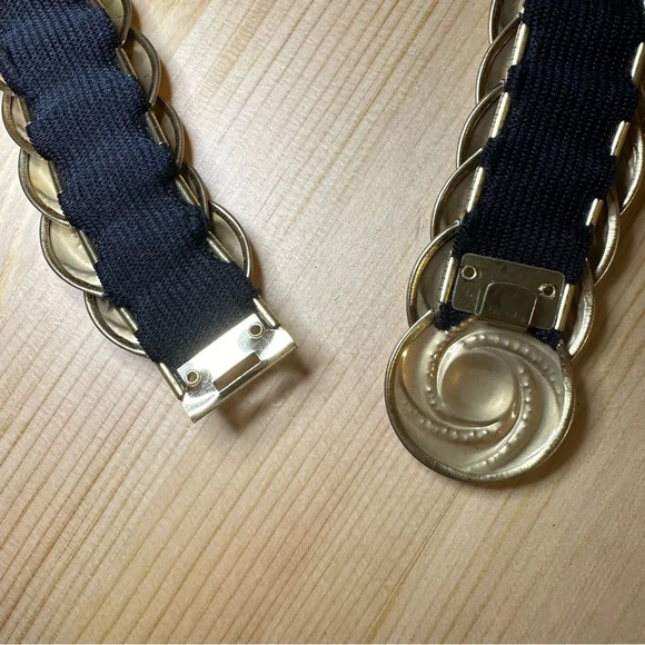 Gold Belt - Picture 5 of 10